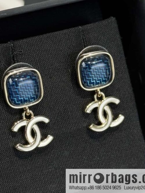 wsxc1730369003776_0-800x8000vehmrpcsev40242_20250626060300.jpg ❗️New ❗️☀️ new ☑️ chanel c2 double c blue denim square stud earrings ☀️