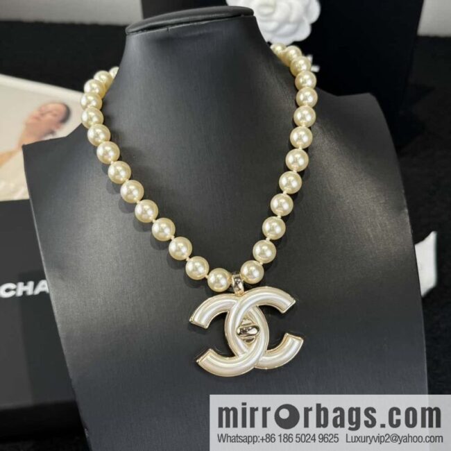 ❗️New ❗️☀️ New ☑️ Chanel Double C Pearl Necklace ☀️
