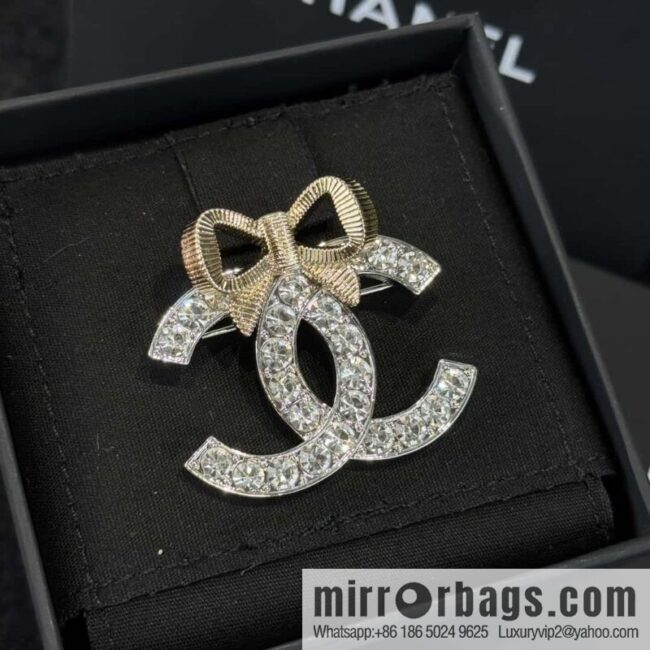 ❗️New ❗️ ☀️ new ☑️ Chanel double c full diamond bow brooch ☀️