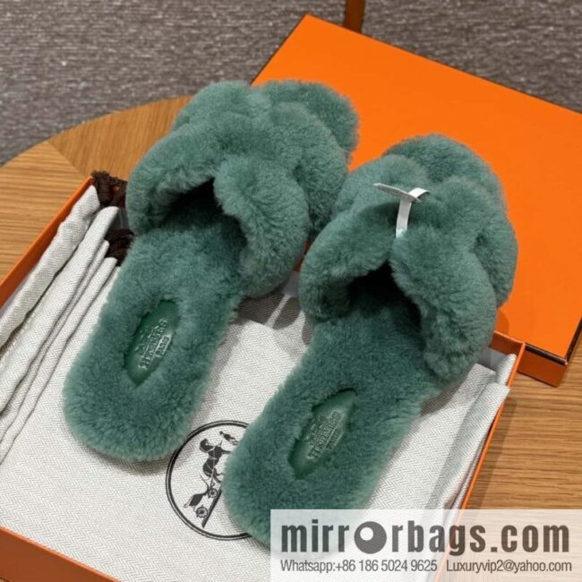 wsxc1730392339059_1-800x800mvexe1r24dp10071_20250625040913.jpg HERMES 181 Oran sandals, green/Green woolskin