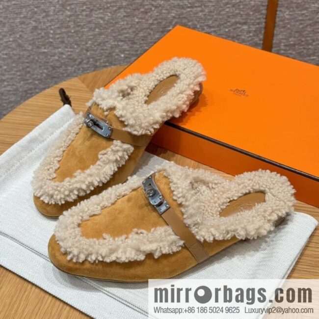 wsxc1732198767944_1-800x8003m3n5mns4jt9728_20250625040611.jpg HERMES 188 Oz Mule shoes, natural/light beige/Naturel/Ecru wool/Woolskin/suede/Chamois leather