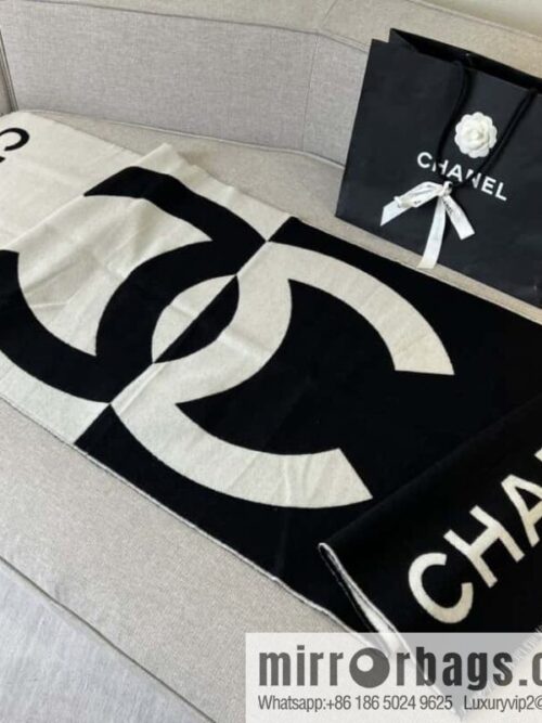 wsxc1732206133970_3-800x800wclbxjk5cjt6907_20250625130258.jpg ▪️ \"Black and White Shawl Scarf\"