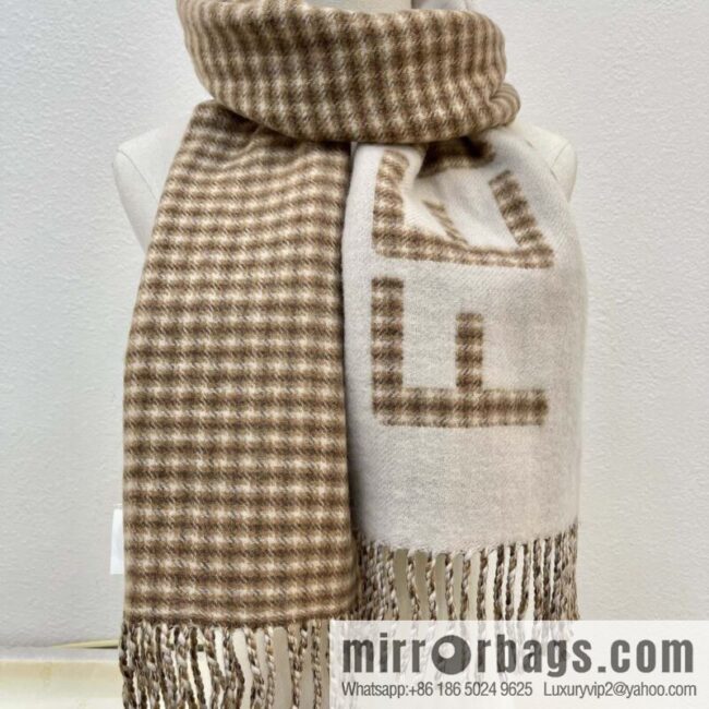 • • Roman checked alphabet double-sided towel🧸