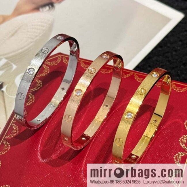 ❗️New ❗️ ☀️ Cartier Cartier Brushed LOVE Series Bracelet with Diamond ☀️