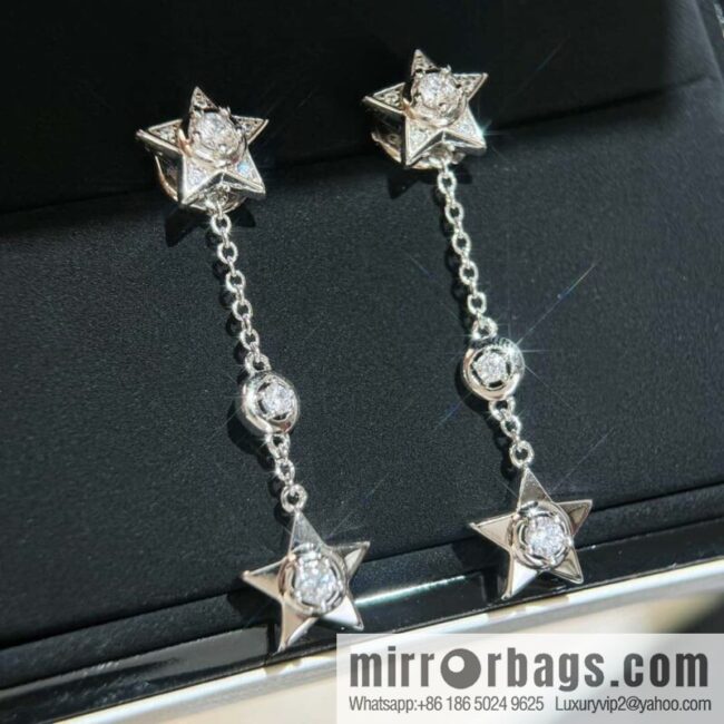 ❗️New ❗️ (a variety of wearing methods) ☀️ new ☑️ Chanel meteor series LUNE moon star stud earrings ☀️