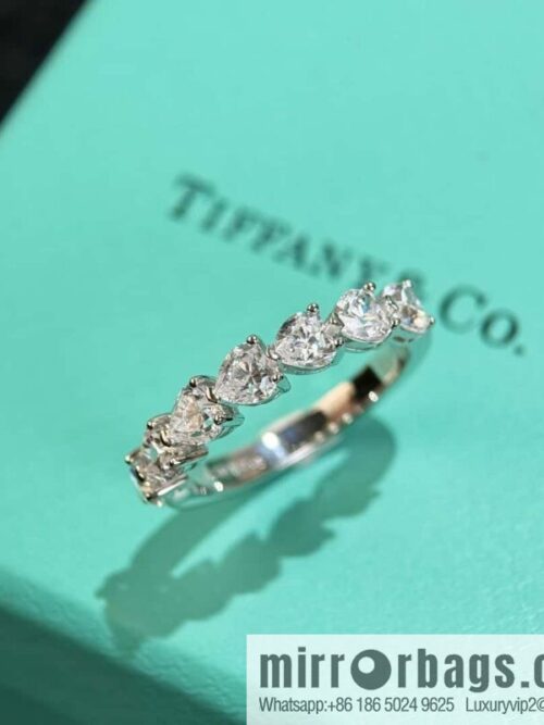 wsxc1732542987716_4-800x800bxgiozmnalj29374_20250626015336.jpg ❗️New ❗️ New ☑️ TIFFANY & Co. Single row peach heart diamond ring