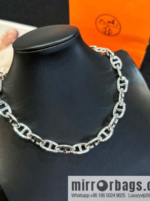 wsxc1732542997373_0-800x800e4xbor0bbyb29343_20250626015243.jpg ❗️New ❗️ New ☑️ Hermès HERMES Pig Nose Chaine d Ancre Necklace