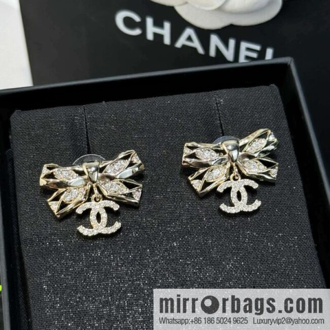 ❗️New ❗️☀️ New ☑️ Chanel Golden Bow Double C Stud Earrings ☀️