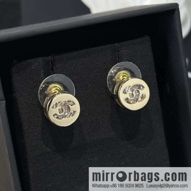 ❗️New ❗️☀️ new ☑️ chanel c1 double c round stud earrings ☀️