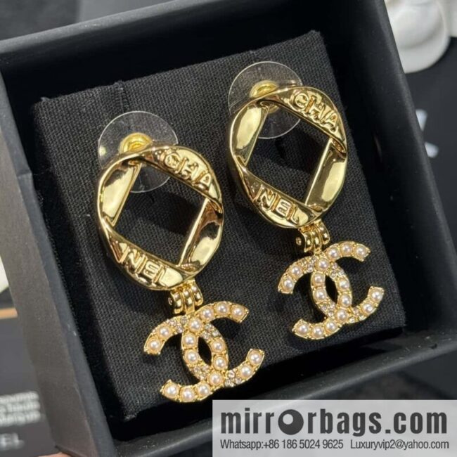 ❗️New ❗️☀️ New ☑️ Chanel c2 double c gold diamond stud earrings ☀️