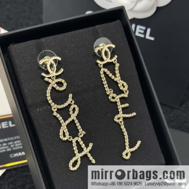 ❗️New ❗️☀️ new ☑️ Chanel double c hemp rope letter stud earrings ☀️