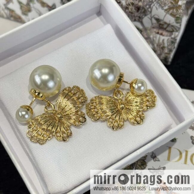 ❗️New ❗️☀️ New ☑️ Dior Dior size pearl butterfly stud earrings ☀️
