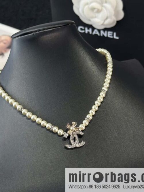 wsxc1734964200466_0-800x800i5vyn0zhpci28867_20250626013820.jpg ❗️New ❗️☀️ New ☑️ Chanel Double C Clover Pearl Necklace ☀️