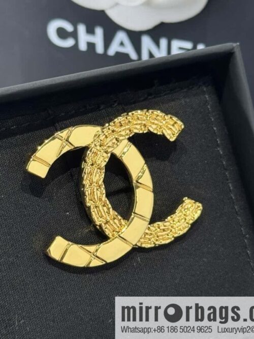 wsxc1734964214888_0-800x800hywjoiq5pfl28819_20250626013648.jpg ❗️New ❗️☀️ New ☑️ Chanel Gold Double C Rhombus Brooch ☀️