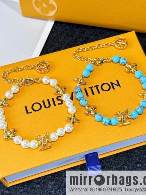 wsxc1734964312715_0-800x80005xux3j1ezs17656_20250625195346.jpg ❗️New ❗️ ☀ Louis Vuitton LV letter bracelet ☀