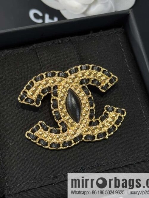 wsxc1734964334336_0-800x800btcvnmps24s17599_20250625195157.jpg ❗️New ❗️☀️ New ☑️ Chanel Double C Black Leather Rope Brooch ☀️