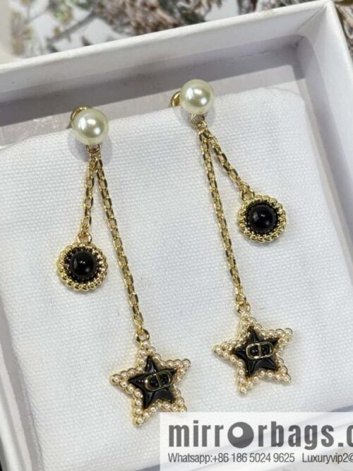 wsxc1734964352069_0-800x800av0fbkpiyth17538_20250625195017.jpg New ☑️ DIOR black star pearl tassel stud earrings