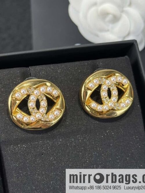 wsxc1734964375604_0-800x800krsp23s5yxv17472_20250625194809.jpg ❗️New ❗️☀️ new ☑️ Chanel C1 double c pearl stud earrings ☀️