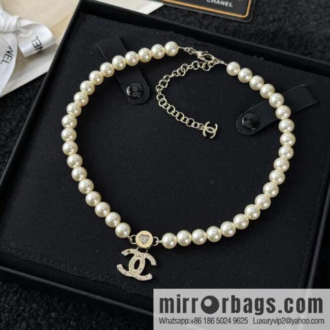 ❗️New ❗️☀️ New ☑️ Chanel Double C Pearl Necklace ☀️