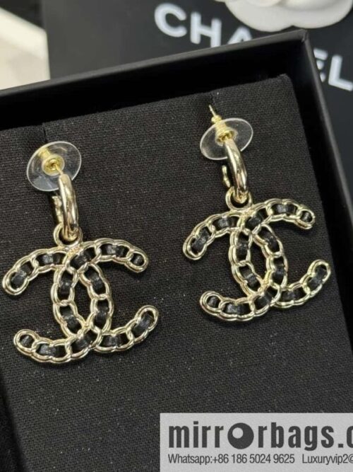 wsxc1734964534912_0-800x800aixwus15oav17233_20250625194106.jpg ❗️New ❗️☀️ New ☑️ Chanel Double C Black Leather Rope Earrings ☀️
