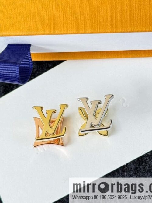 wsxc1734964539850_0-800x8003kbqcqvaphf17217_20250625194033.jpg ❗️New ❗️ ☀ Original ☀ Louis Vuitton LV letter diamond stud earrings ☀