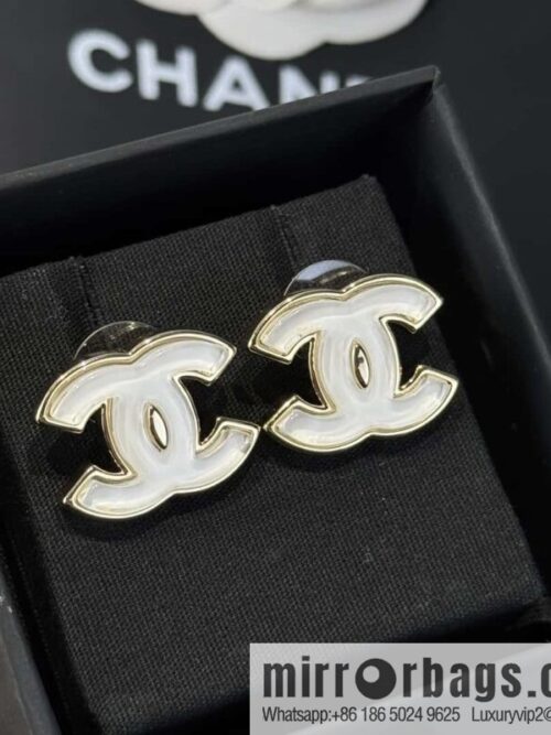 wsxc1734964552311_0-800x800vczpqjotksh17151_20250625193841.jpg ❗️New ❗️☀️ New ☑️ Chanel C1 double c acrylic stud earrings ☀️