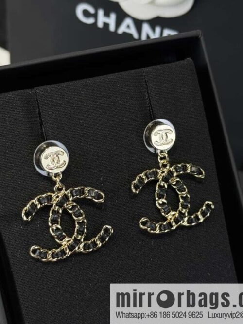wsxc1734964558003_0-800x800v4f3u1vyzma17135_20250625193811.jpg ❗️New ❗️ ☀️ new ☑️ Chanel c2 double c black leather rope stud earrings ☀️
