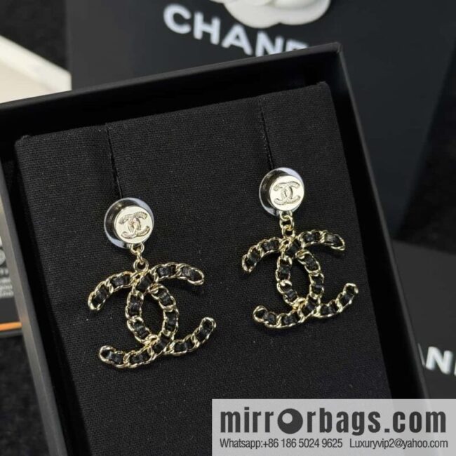 ❗️New ❗️ ☀️ new ☑️ Chanel c2 double c black leather rope stud earrings ☀️