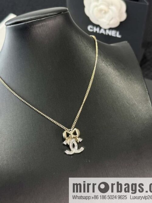 wsxc1734965632971_0-800x800f0sdq152aep28835_20250626013718.jpg ❗️New ❗️☀️ New ☑️ Chanel Double C Clover Necklace ☀️