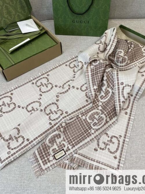 wsxc1739475933287_2-800x800lfotkqmiqwm6097_20250625123756.jpg GUCCI \"GG wool jacquard scarf\" ivory white