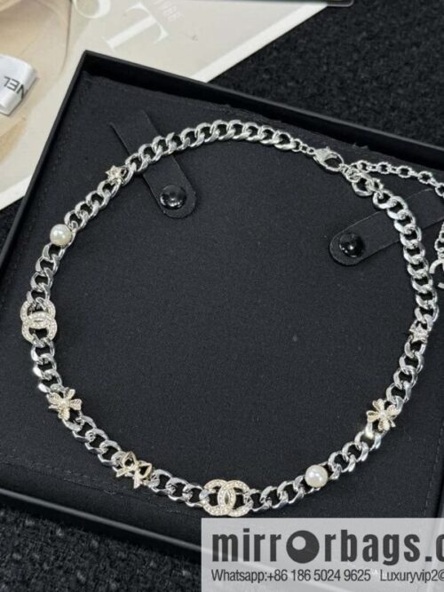 wsxc1739976504081_0-800x8000bhqp3apfjq1947_20250625102830.jpg ❗️New ❗️ ☀️ New ☑️ Chanel Double C Chain Clover Bow Necklace ☀️