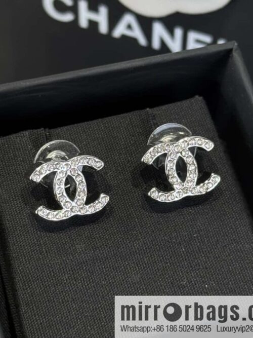 wsxc1739976539668_0-800x800lwdwal4nngg1936_20250625102817.jpg ❗️New ❗️☀️ new ☑️ Chanel C1 double c full diamond stud earrings ☀️