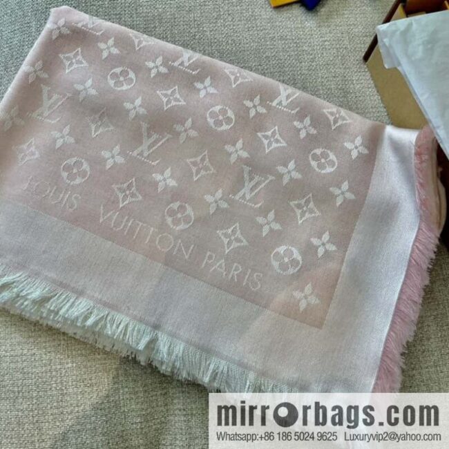 𝐋𝐨𝐮𝐢𝐬 𝐕𝐮𝐢𝐭𝐭𝐨ɴ•『 shine monogram scarf shawl M72046