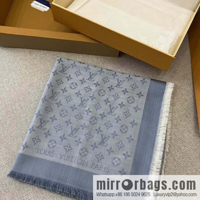 𝐋𝐨𝐮𝐢𝐬 𝐕𝐮𝐢𝐭𝐭𝐨ɴ•『 shine monogram scarf shawl M71382