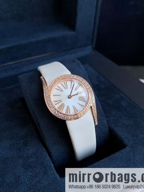 The small 26mm Earl Glitter model is online. Women\'s Diamond Watch from Limelight Gala Collection
