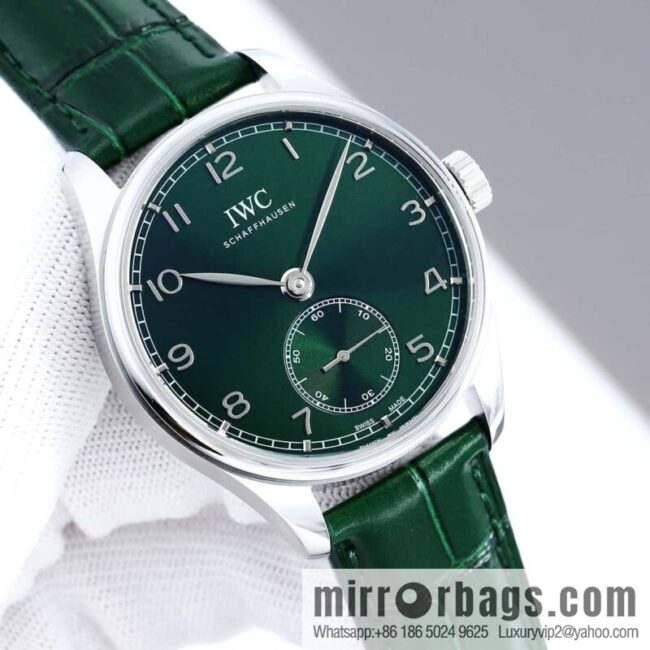 IWC Portugal automatic small three-pin series watch diameter 40.4mm movement custom machine 82200 automatic machinery