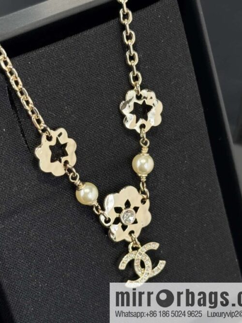 wsxc1740416162665_3-800x800osbyydqmjss1761_20250625102238.jpg ❗️New ❗️ ☀️ New ☑️ Chanel Double C Flower Necklace ☀️