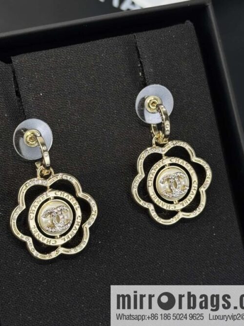 wsxc1740416223978_0-800x800ciiotvkvsuu1584_20250625101655.jpg ❗️New ❗️ ☀️ new ☑️ chanel c2 double c flower stud earrings ☀️