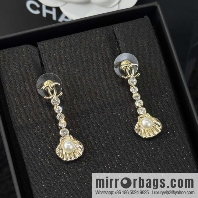 ❗️New ❗️☀️ new ☑️ chanel c2 double c shell stud earrings ☀️