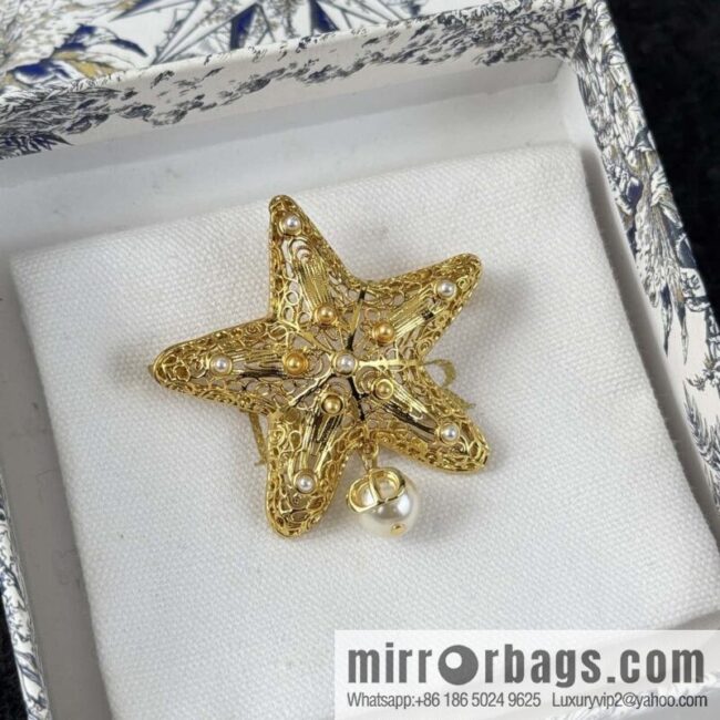 ❗️New ❗️ ☀️ New ☑️ Dior Pearl Pentagram ⭐ Star Brooch ☀️
