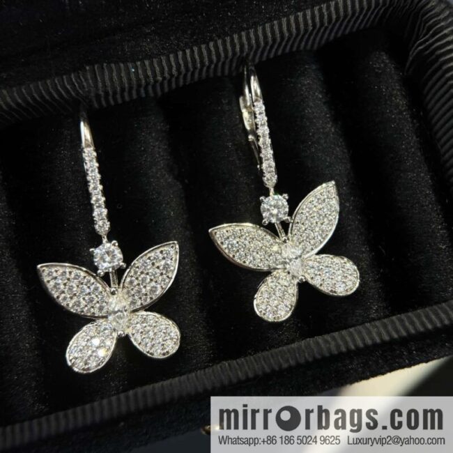 ❗️New ❗️ GRAFF butterfly diamond stud earrings