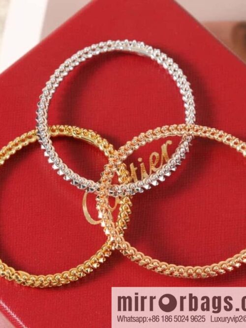 wsxc1740657472138_4-800x800lj0pr4n0x5y1294_20250625100735.jpg ❗️New ❗️ ☀️ Clash de Cartier Bullet Bracelet☀️