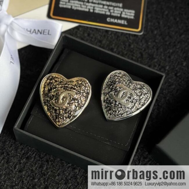 ❗️New ❗️ ☀️ new ☑️ Chanel double c peach heart love ❤️ brooch ☀️