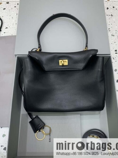 wsxc1741016834455_0-800x800hoect2zmsjp77732_20250630190254.jpg 🖤[Small black gold buckle 】 𝐁𝐀𝐋𝐄𝐍𝐂𝐈𝐀𝐆𝐀 𝐑𝐎𝐃𝐄𝐎 𝐁𝐀𝐆 series handbag model number: 78972