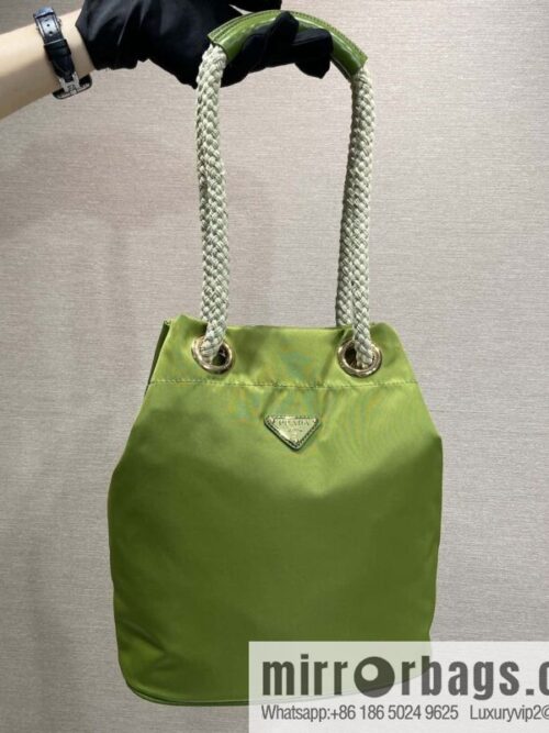 wsxc1741106718723_0-800x800ipb5clz4bhb77700_20250630190152.jpg PRADA 🎉 new bucket bag 🎉 1BE082 catwalk model🎉🎉