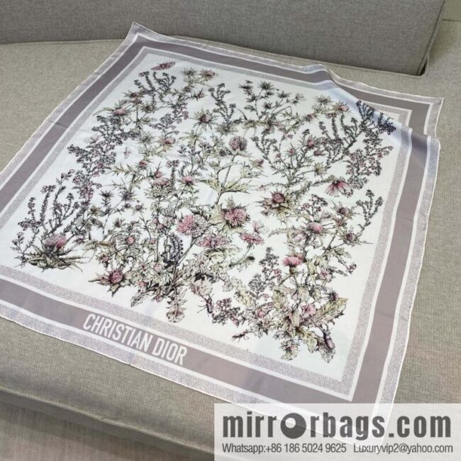 wsxc1741120888369_7-800x800r25krzdwigt3154_20250625030037.jpg DIOR Early Spring New \"Rue Printed Square Towel\"