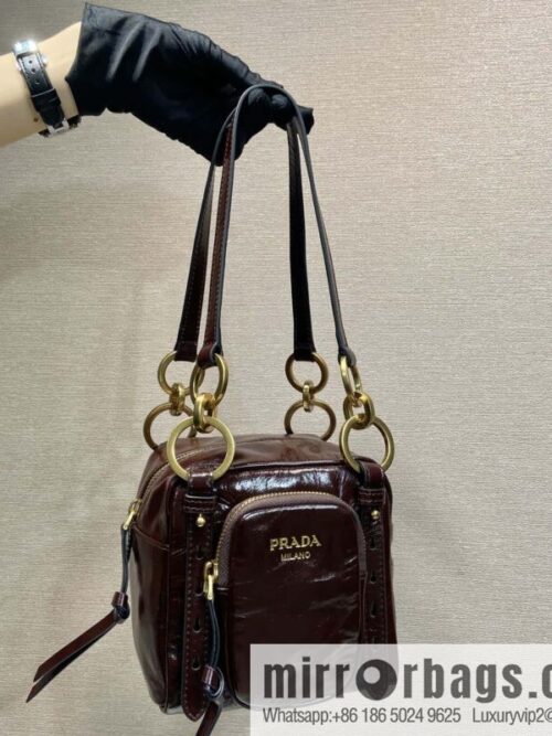 wsxc1741367039768_0-800x800otdi42pgfhn77289_20250630185009.jpg PRADA 🎉 new oil wax skin 🎉 1BB137 S🎉