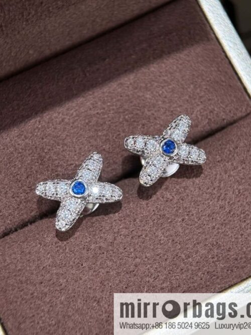 wsxc1741946583875_0-800x800je0vths2lw0389_20250625093803.jpg ☀️Chaumet Paris CHAUMET full diamond cross stud earrings