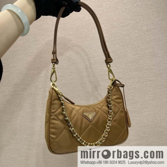 wsxc1743005278478_0-800x800iwzjh2urzd067630_20250630130317.jpg PRADA ๐ Velvet Hobo ๐ 1 BC 204 Hand Carry/Underarm Bag/Crossbody Bag