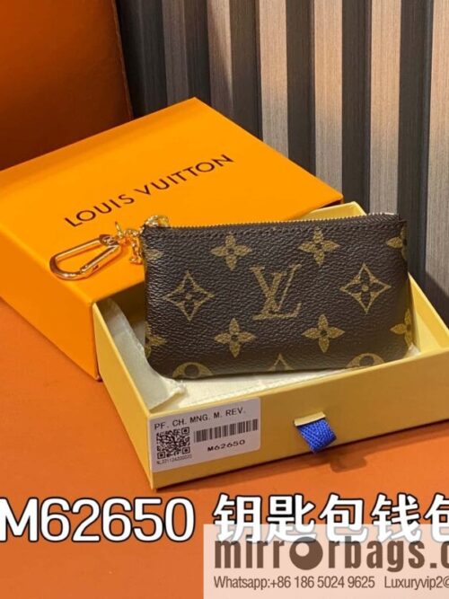 [Boutique‑grade] M62650 presbyopia, key bag wallet